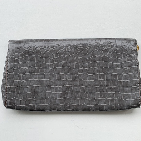 Stella McCartney Grey Faux Crocodile Oversized Flap Clutch - Picture 2 of 8